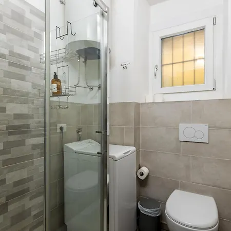 Apartment Tra 2 Borghi - Alessandro Noli - House 2 Bergamo